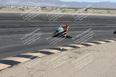 media/Jan-16-2026-CVMA Friday Practice (Fri) [[6f2bf47531]]/5-Racer 4-Trackday1/Session 2 (Bowl)/